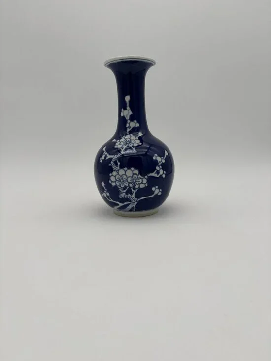 Antique Kangi Style Chinese Porcelain Vase White Prunus Blossom Cobalt Blue - Picture 2 of 5